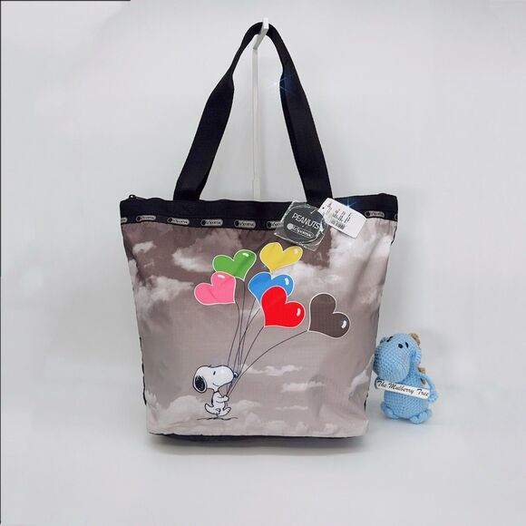 LeSportsac X Peanuts Hailey Light Tote Snoopy Sky Colorful Heart Balloons NWT - Picture 1 of 13
